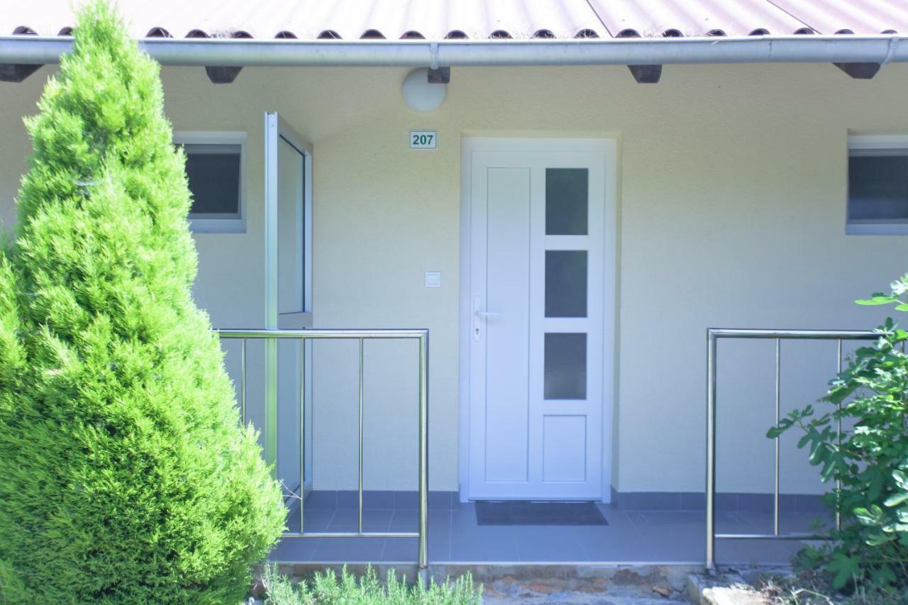 Studio Apartment - Seaview Premantura Exterior foto